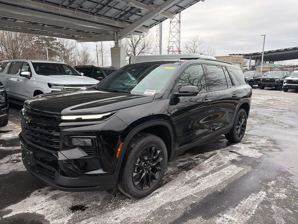 2026 Chevrolet Traverse LT's photo