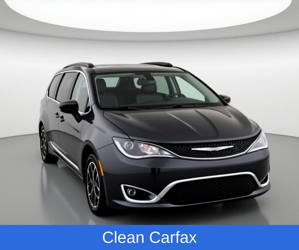 Used 2017 Chrysler Pacifica Touring-L with VIN 2C4RC1BG0HR797169 for sale in Framingham, MA