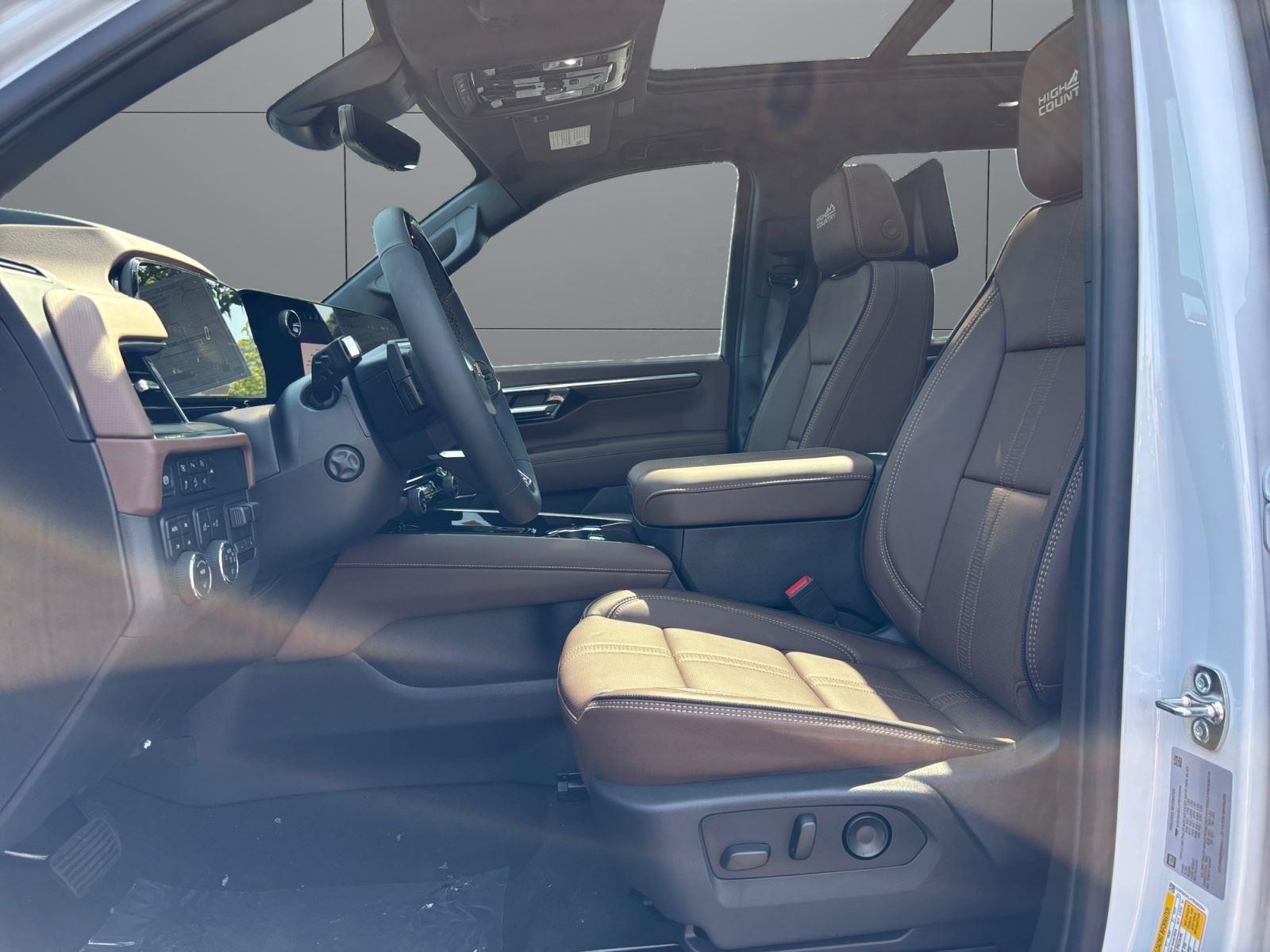 2026 Chevrolet Suburban High Country - Photo 10