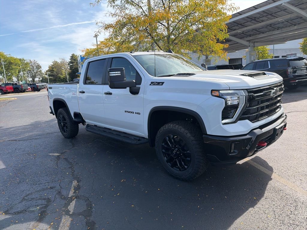 2026 Chevrolet Silverado 2500HD LT's photo