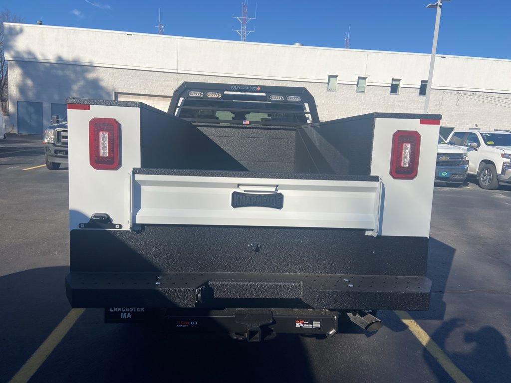 2024 Chevrolet Silverado 2500HD photo 4