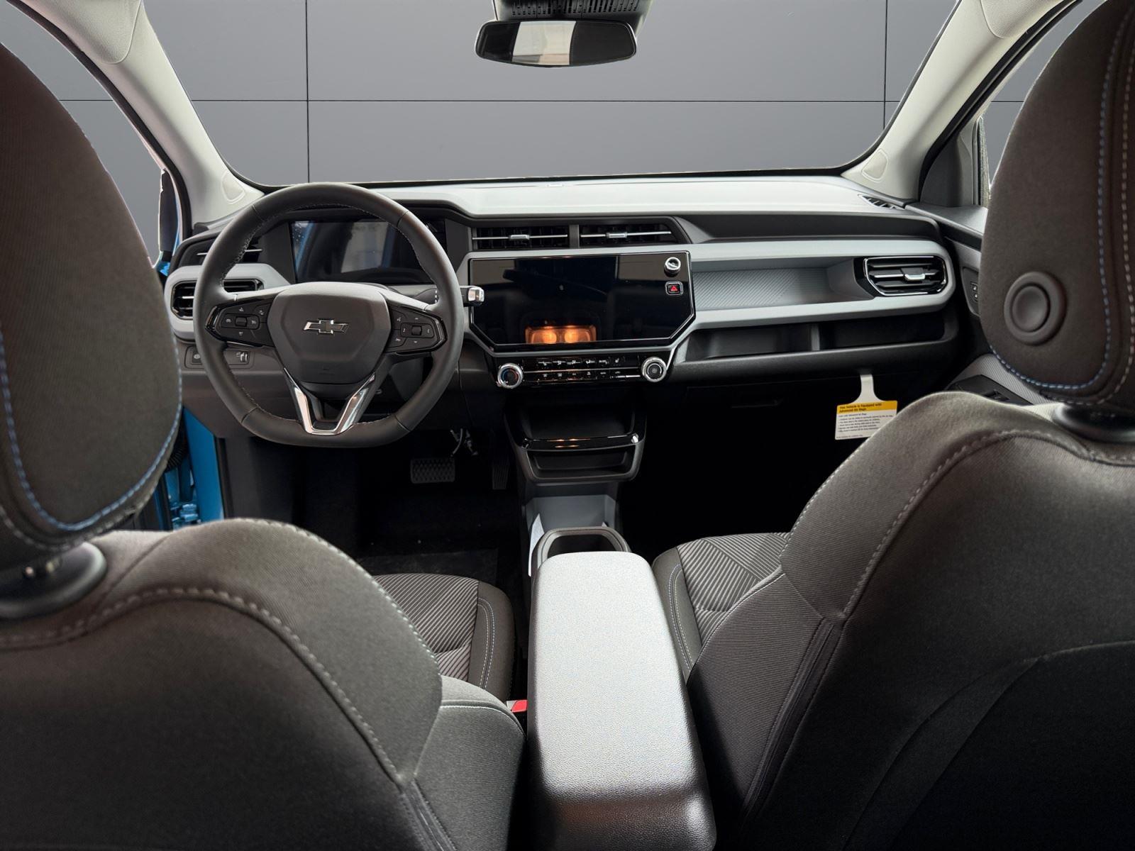 2027 Chevrolet Bolt LT - Photo 14