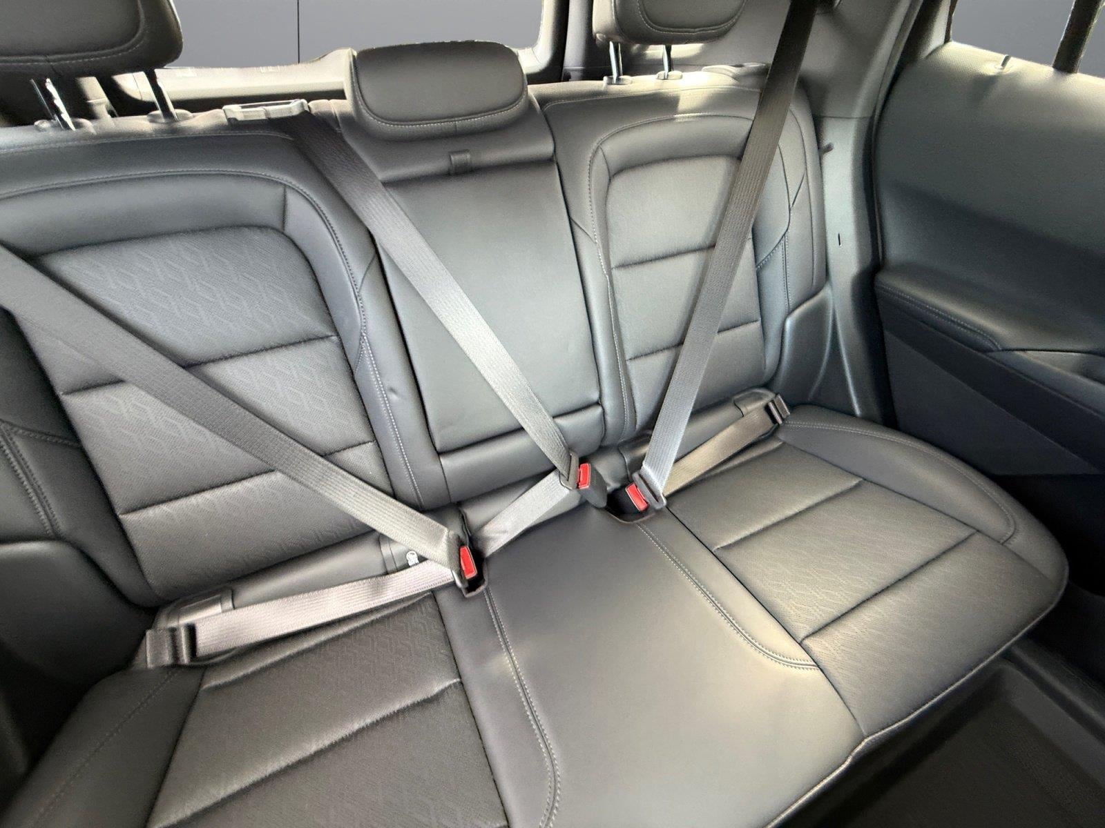 2027 Chevrolet Equinox LT - Photo 18