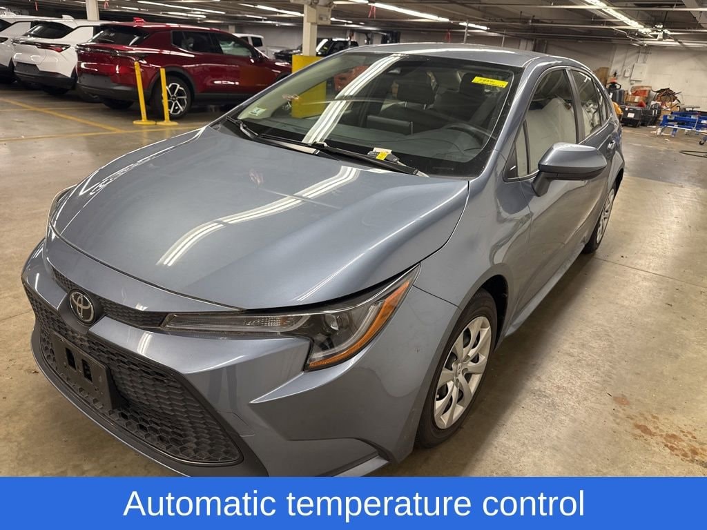 Used 2021 Toyota Corolla LE Sedan