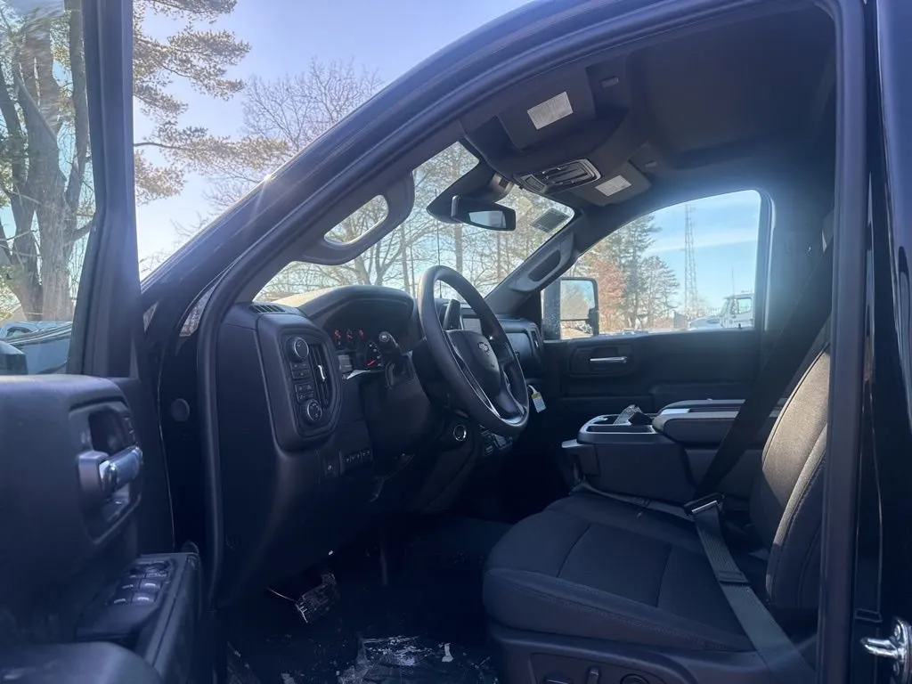 2026 Silverado 2500 Interior