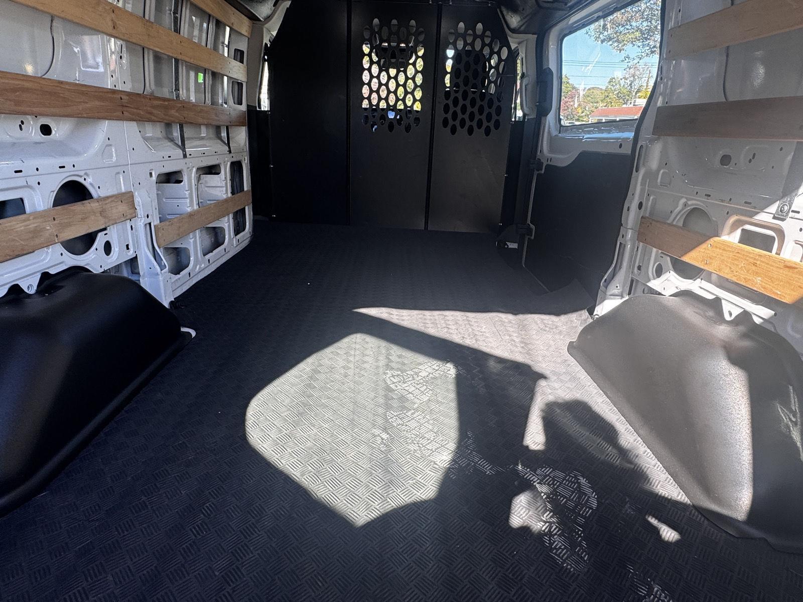 2025 Ford Transit Van Base - Photo 10