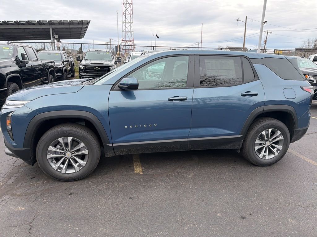 2026 Chevrolet Equinox LT photo 3