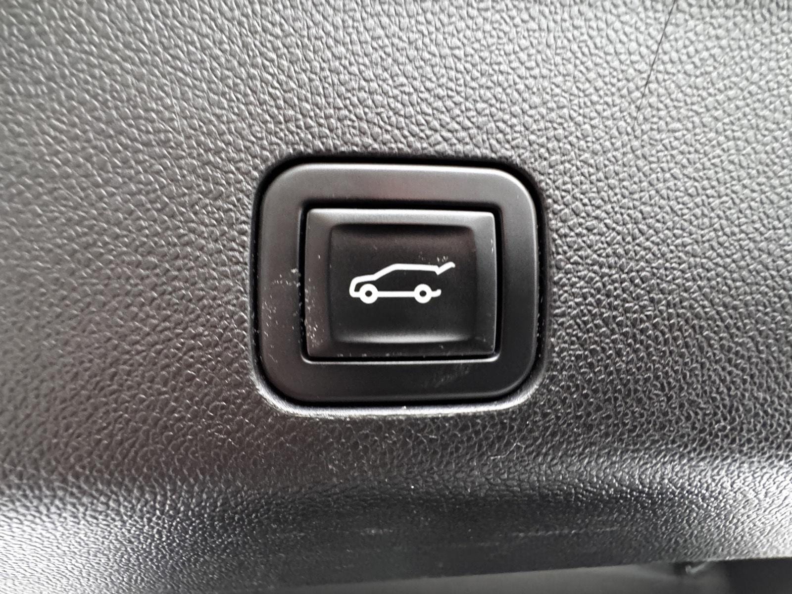 2023 Chevrolet Tahoe LT - Photo 15
