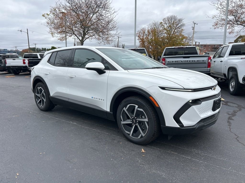 2026 Chevrolet Equinox EV 1LT's photo