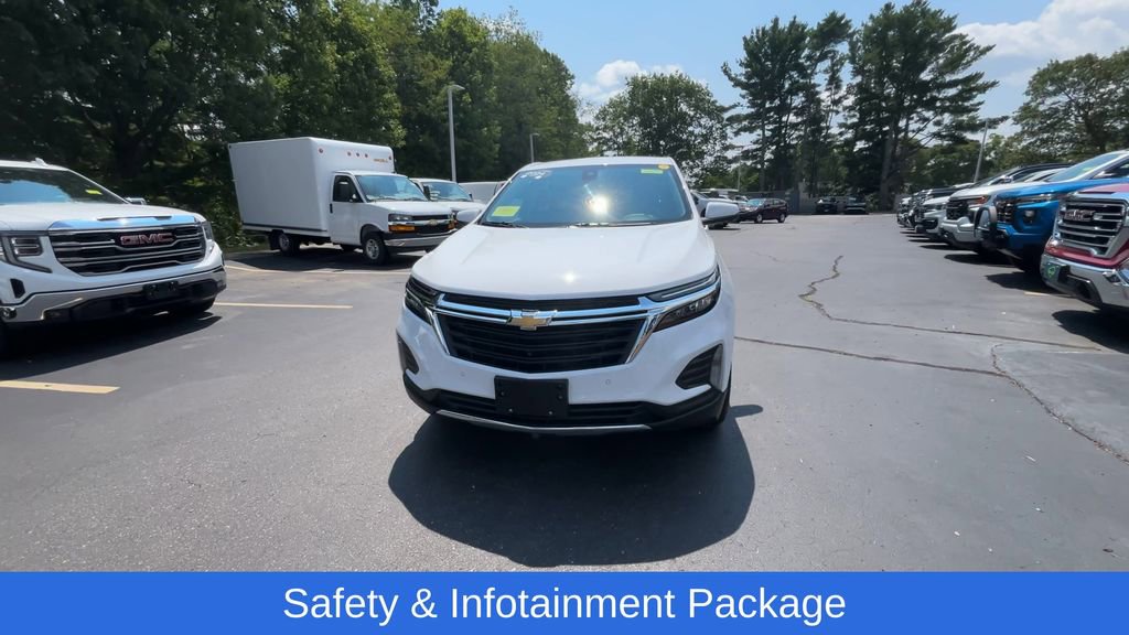 2024 Chevrolet Equinox LT photo 3