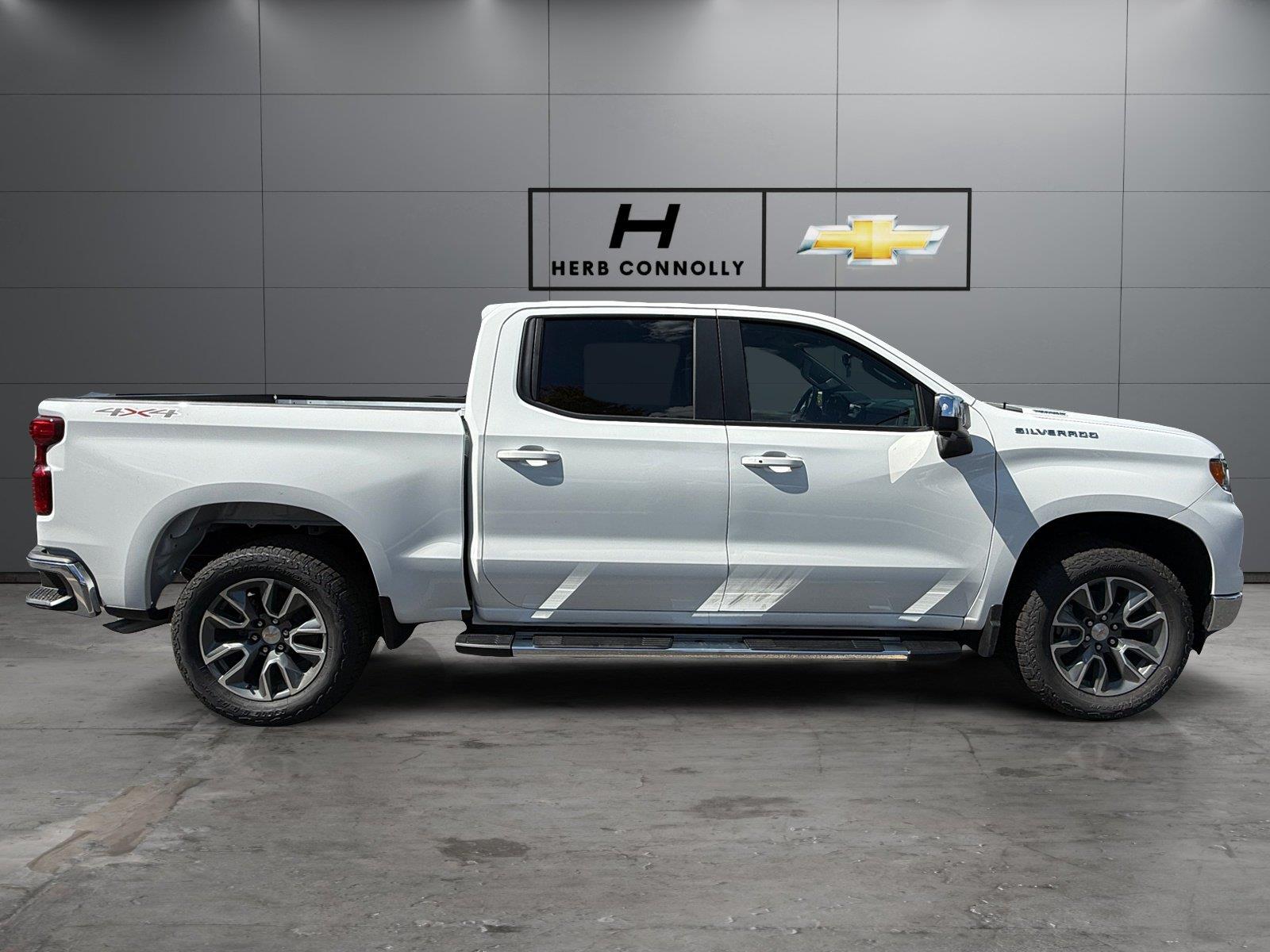 2026 Chevrolet Silverado 1500 LT - Photo 6