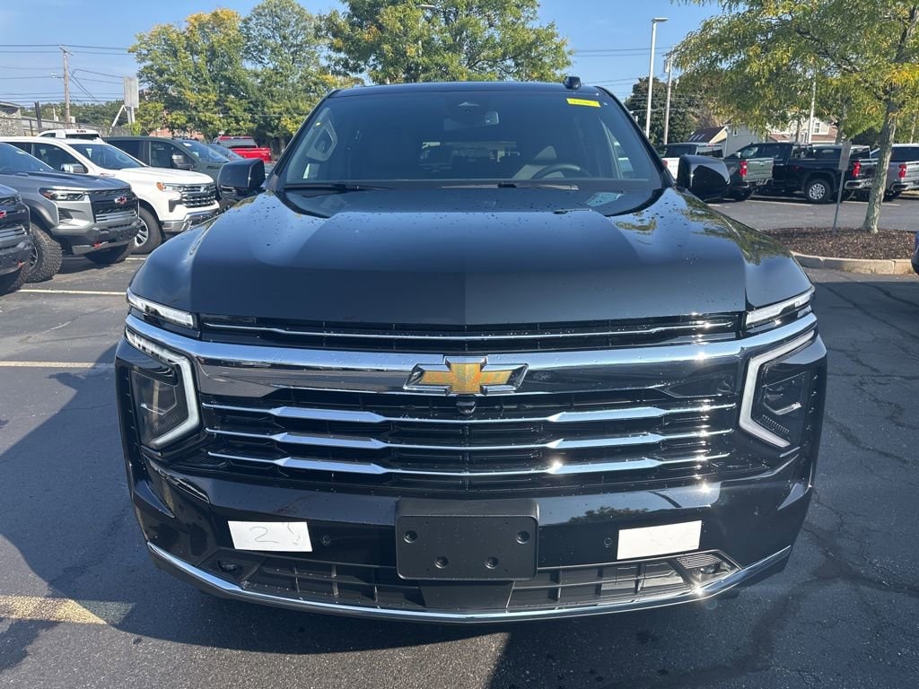 New 2026 Chevrolet Suburban LT SUV
