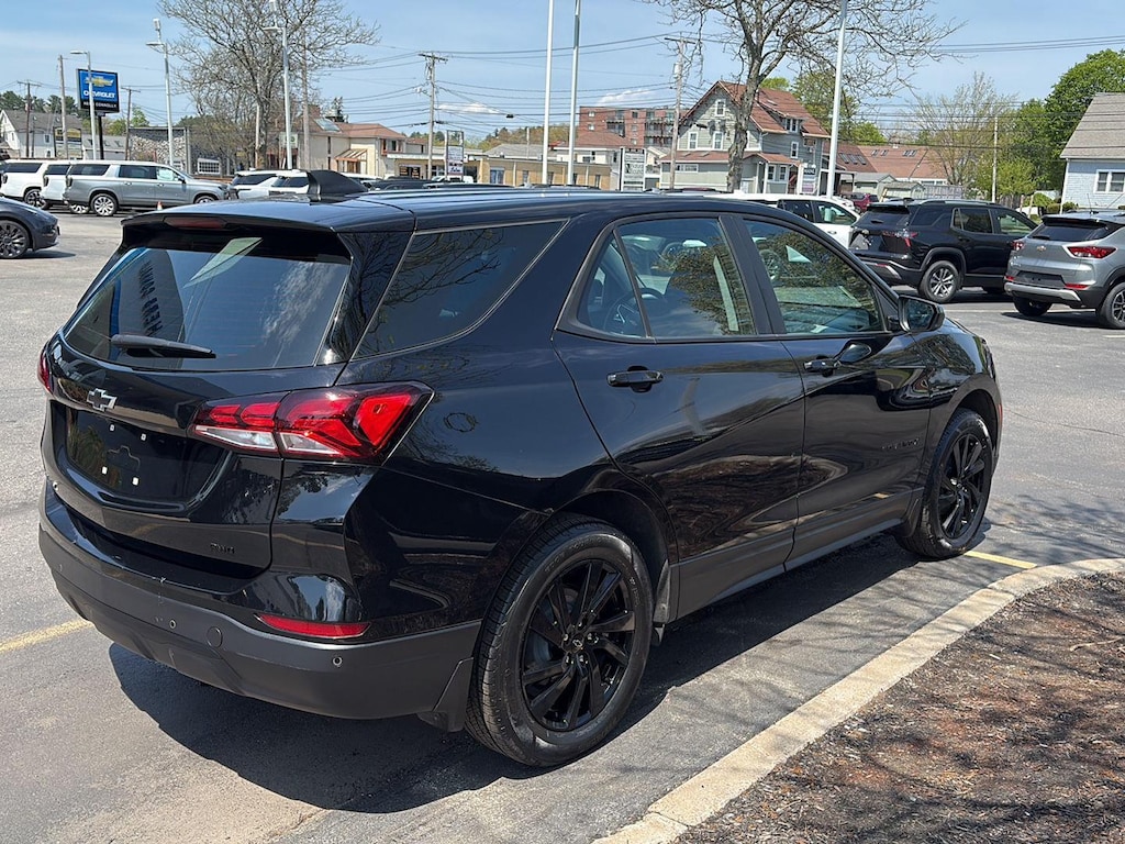 Used 2024 Chevrolet Equinox LS SUV