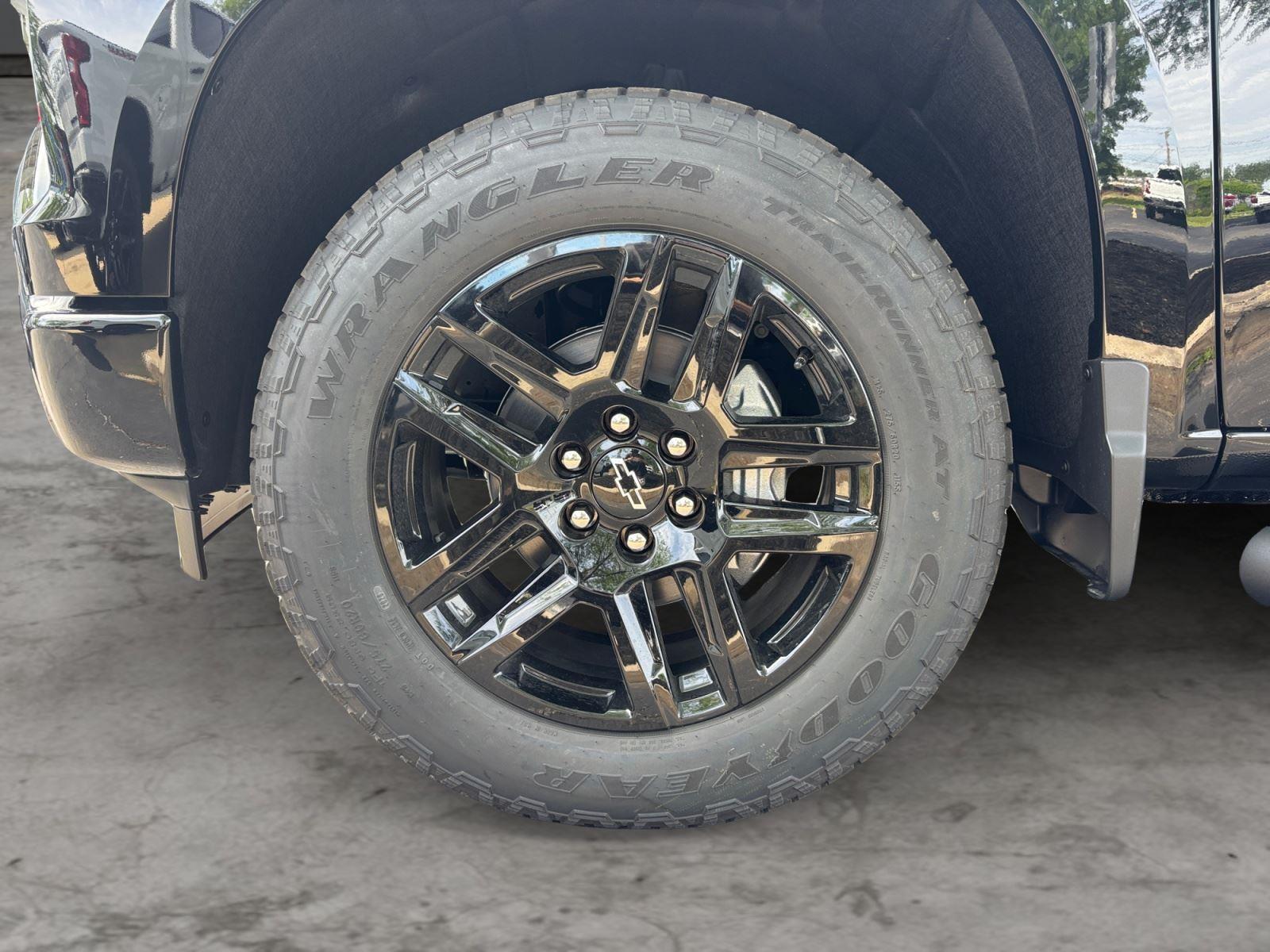 2026 Chevrolet Silverado 1500 Custom - Photo 9