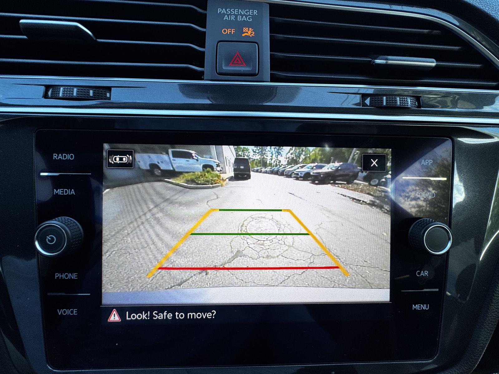 2022 Volkswagen Tiguan SE - Photo 29