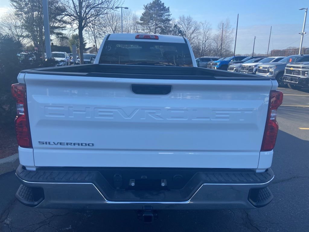 2025 Chevrolet Silverado 1500 photo 4