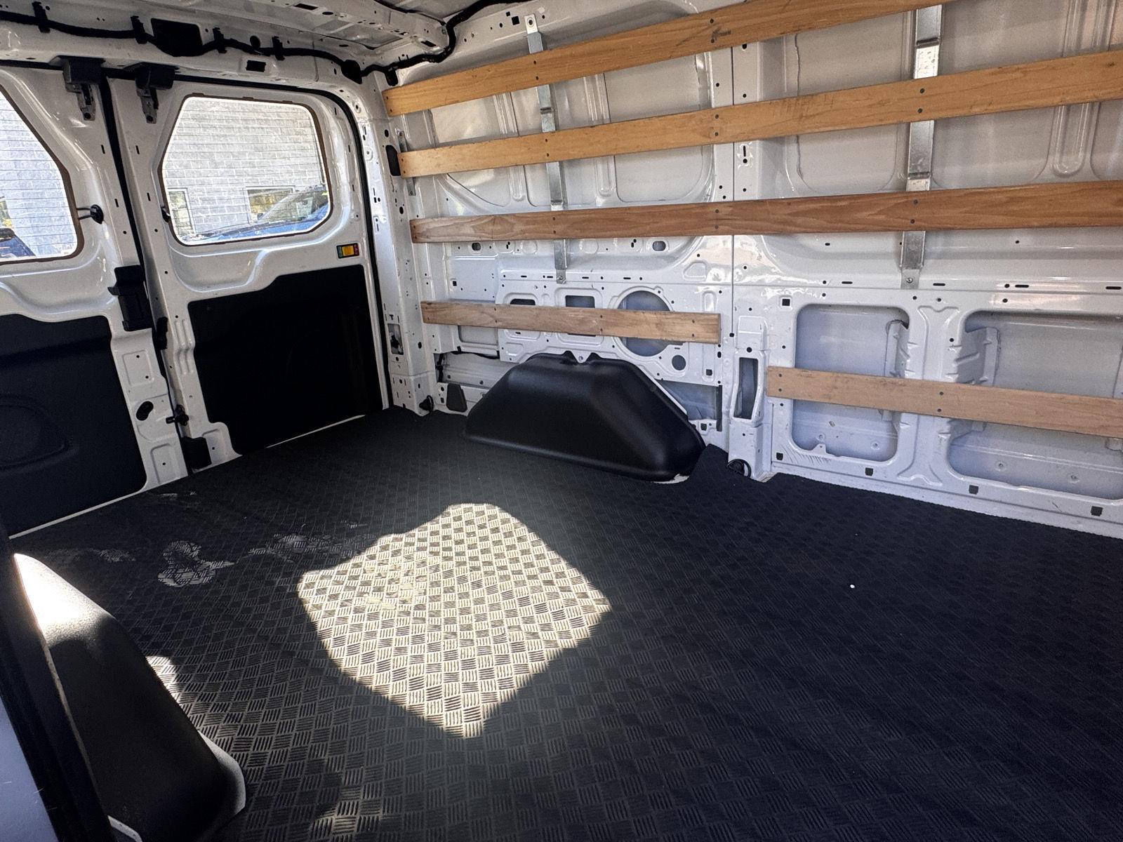 2025 Ford Transit Van Base - Photo 11