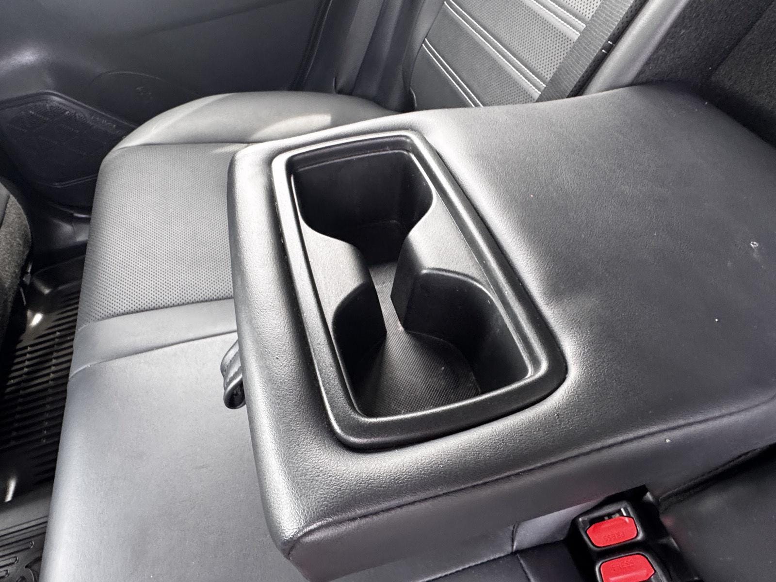2023 Toyota RAV4 Limited - Photo 16