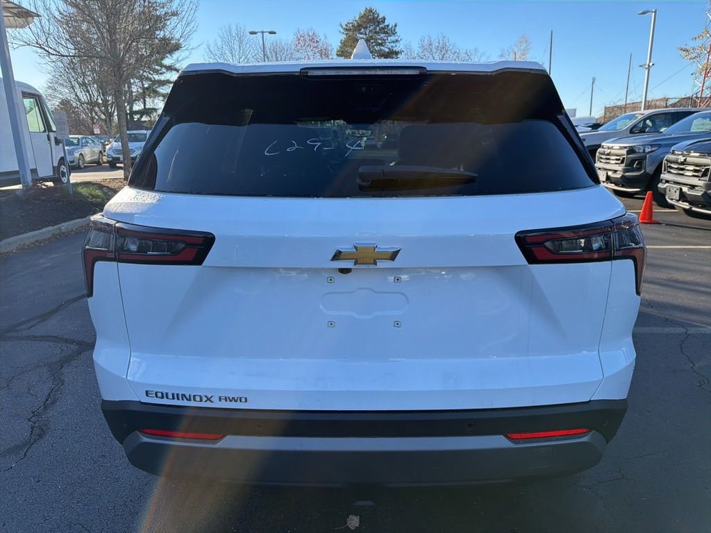 New 2026 Chevrolet Equinox LT SUV