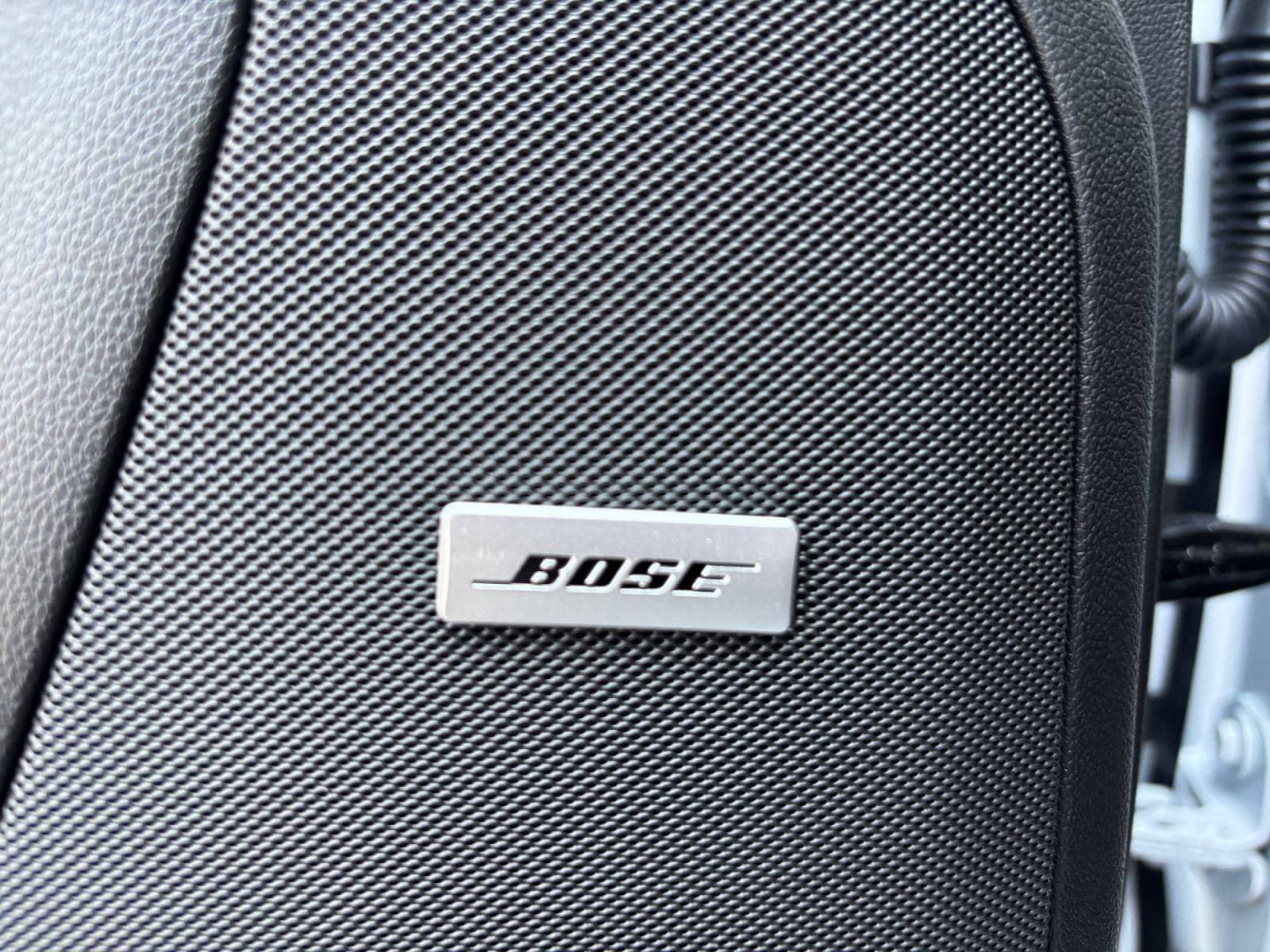 2026 Chevrolet Suburban High Country - Photo 24
