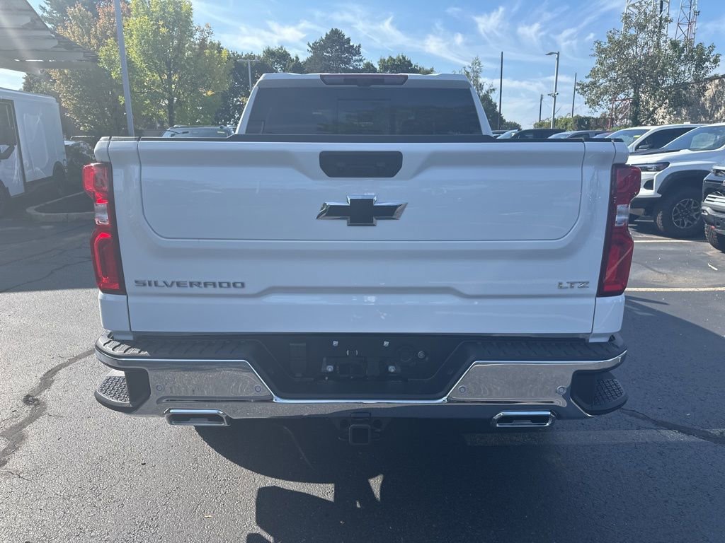2026 Chevrolet Silverado 1500 LTZ photo 4