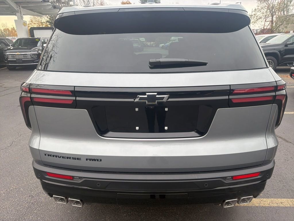 New 2026 Chevrolet Traverse LT SUV