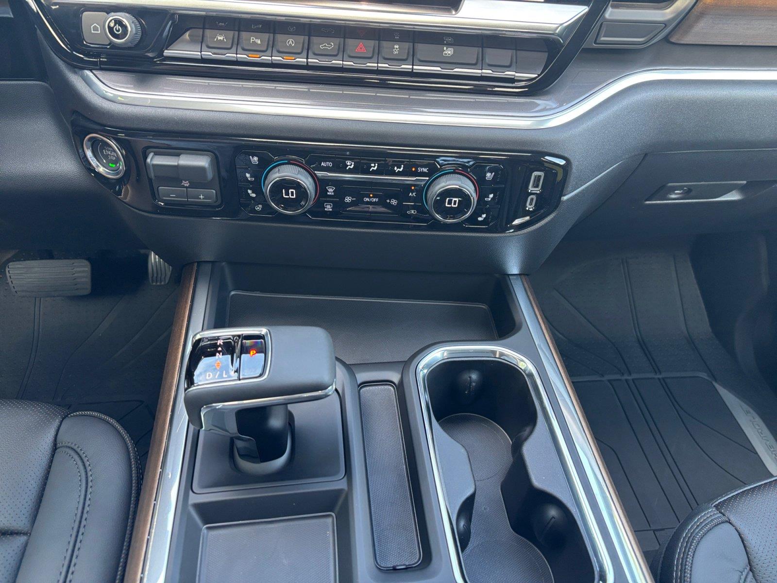 2026 Chevrolet Silverado 1500 High Country - Photo 12