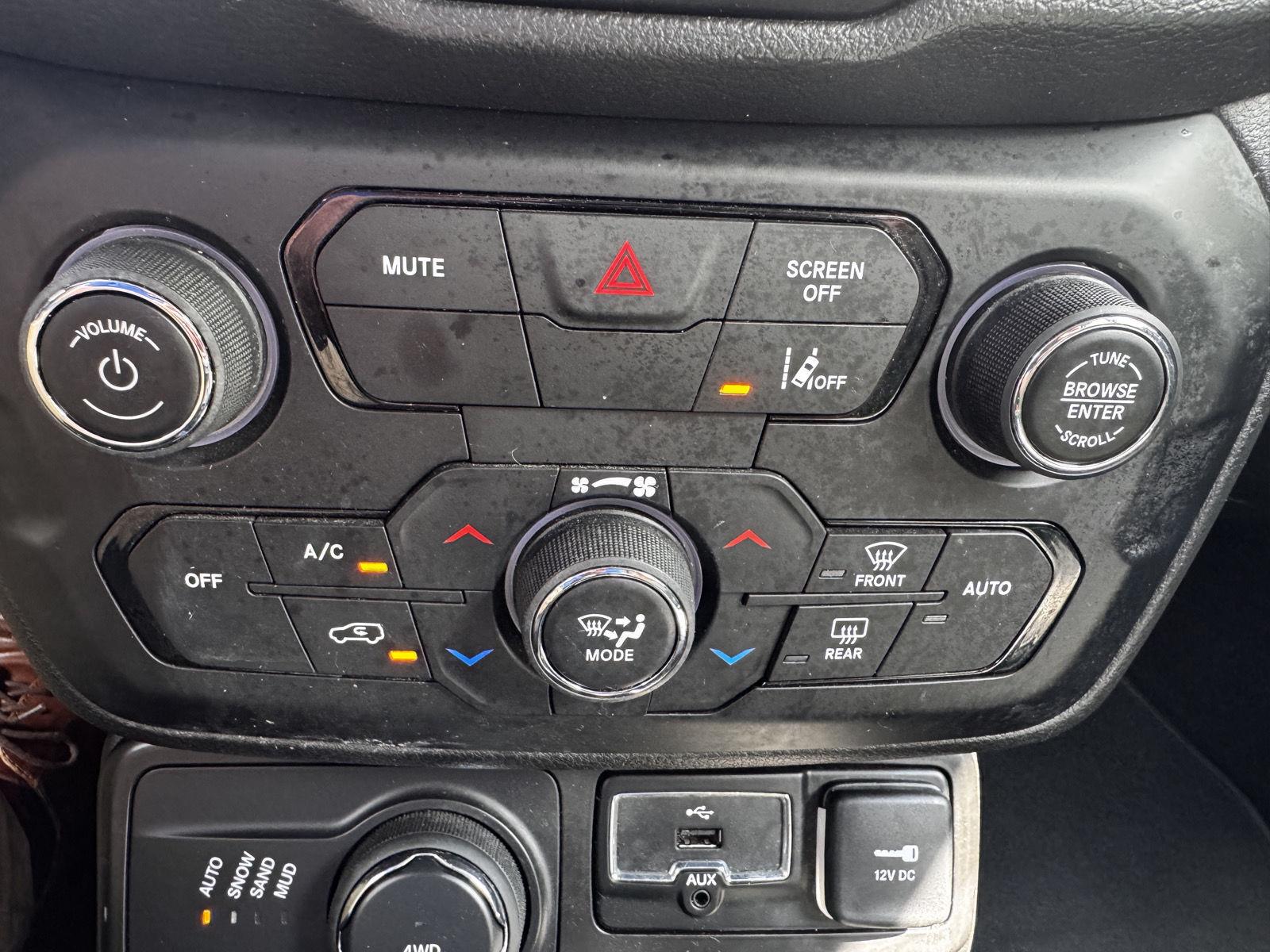 2021 Jeep Renegade Limited - Photo 25