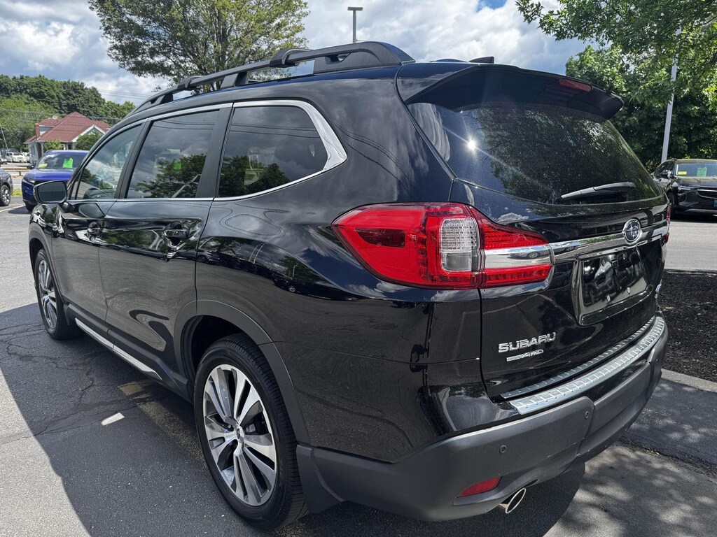 Used 2022 Subaru Ascent Limited SUV
