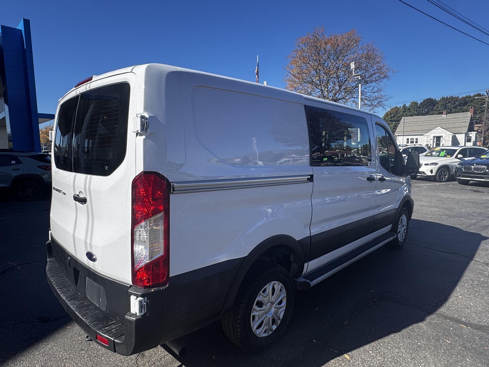 2025 Ford Transit Van Base - Photo 7