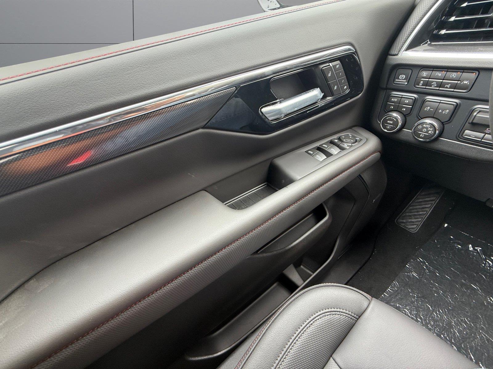 2026 Chevrolet Tahoe RST - Photo 17