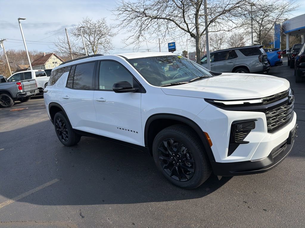 2026 Chevrolet Traverse LT's photo