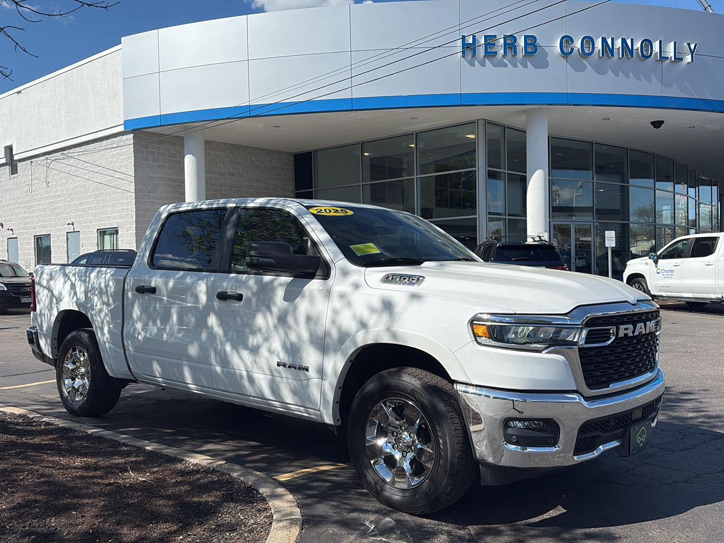 2025 RAM 1500 Big Horn/Lone Star 4x4 Crew Cab 5'7's photo