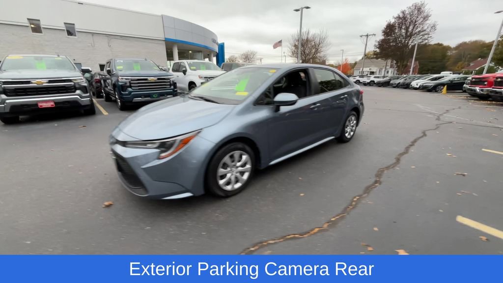 2021 Toyota Corolla LE photo 4