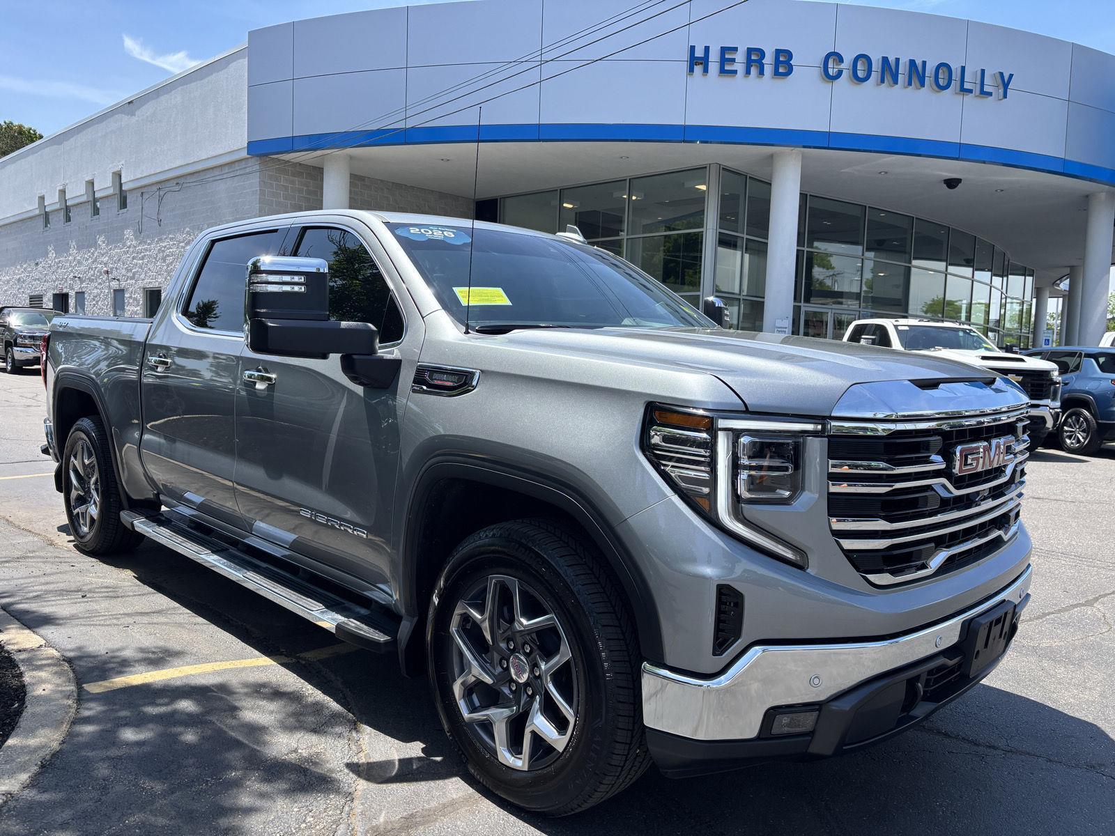 2026 GMC Sierra 4WD Crew Cab Short Box SLT's photo