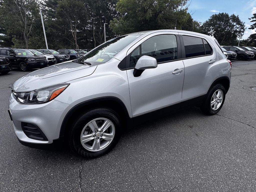 Used 2022 Chevrolet Trax LS SUV