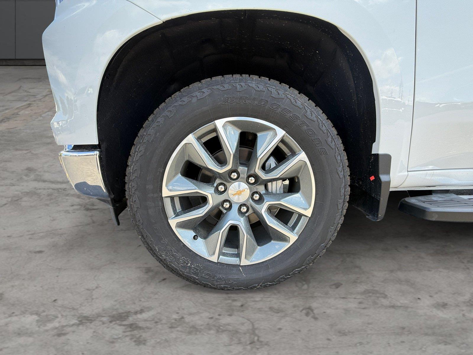 2026 Chevrolet Silverado 1500 LT - Photo 9