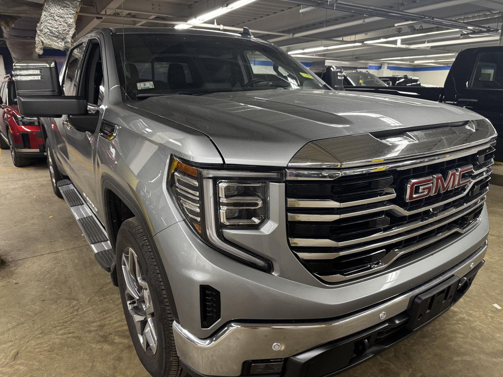 2026 GMC Sierra 4WD Crew Cab Short Box SLT's photo