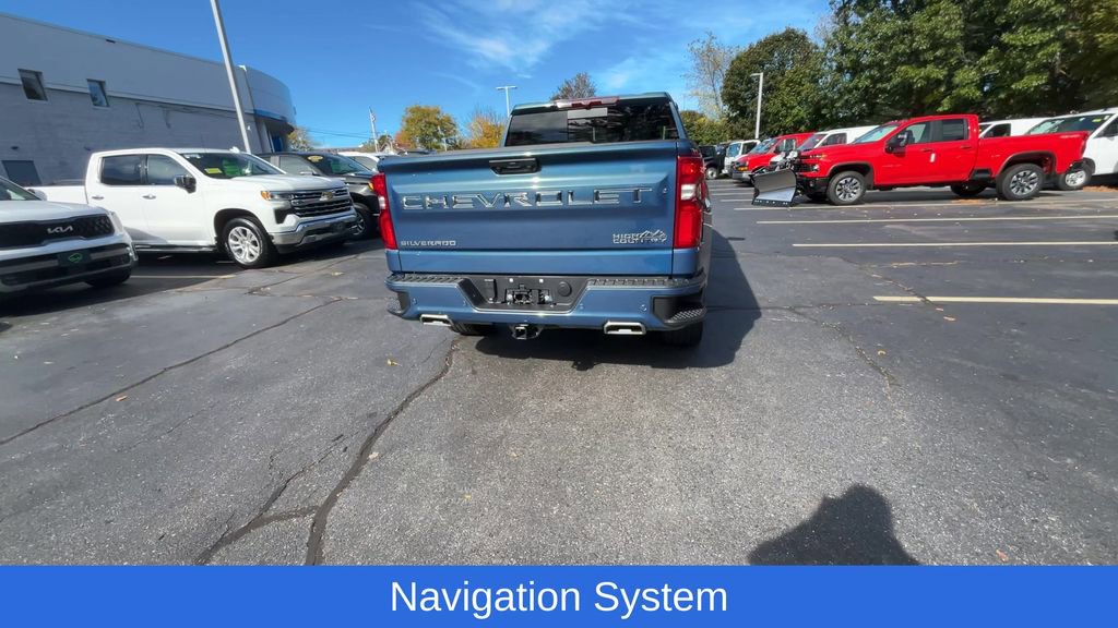 2024 Chevrolet Silverado 1500 High Country photo 3