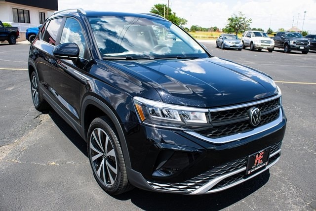2023 Volkswagen Taos SE