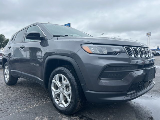 2024 Jeep Compass Sport 4X4's photo