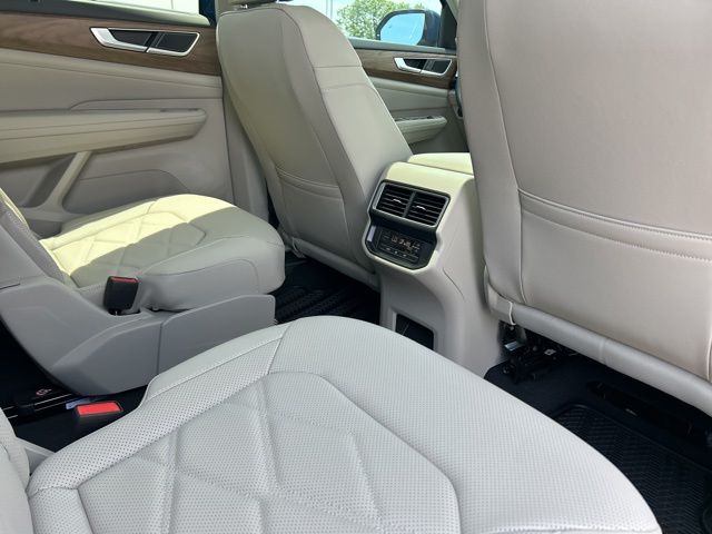 2026 Volkswagen Atlas SE w/Tech - Photo 19