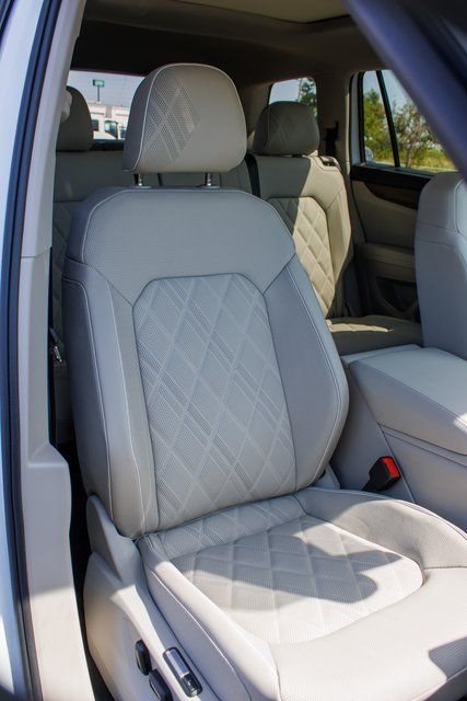 2026 Volkswagen Atlas SEL Premium R-Line - Photo 17