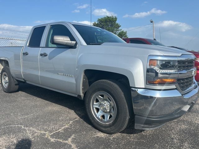 2016 Chevrolet Silverado 1500's photo
