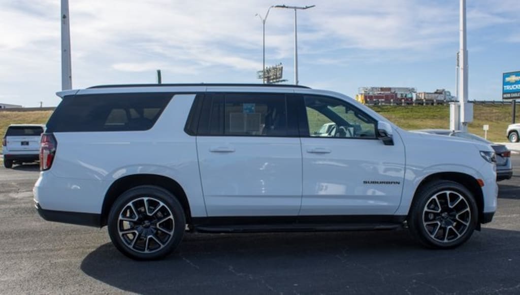 Used 2023 Chevrolet Suburban RST SUV