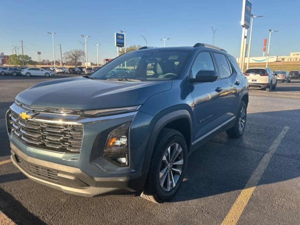 Used 2025 Chevrolet Equinox LT SUV