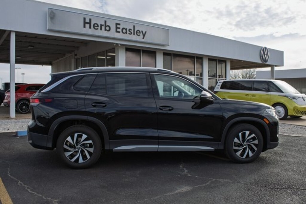 New 2026 Volkswagen Tiguan 2.0T S SUV