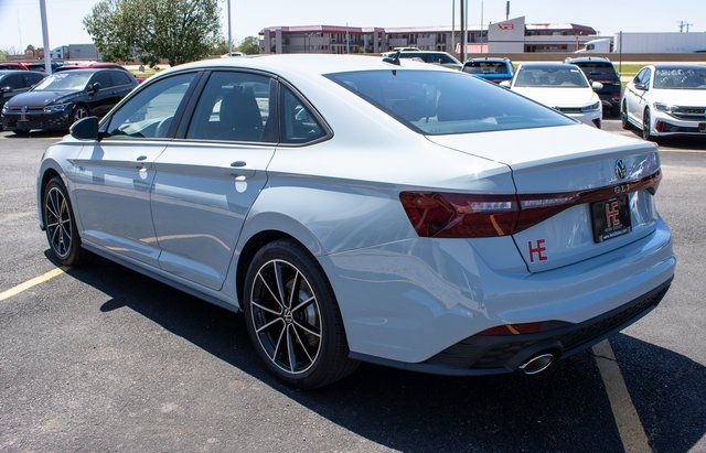 2025 Volkswagen Jetta GLI Autobahn - Photo 6