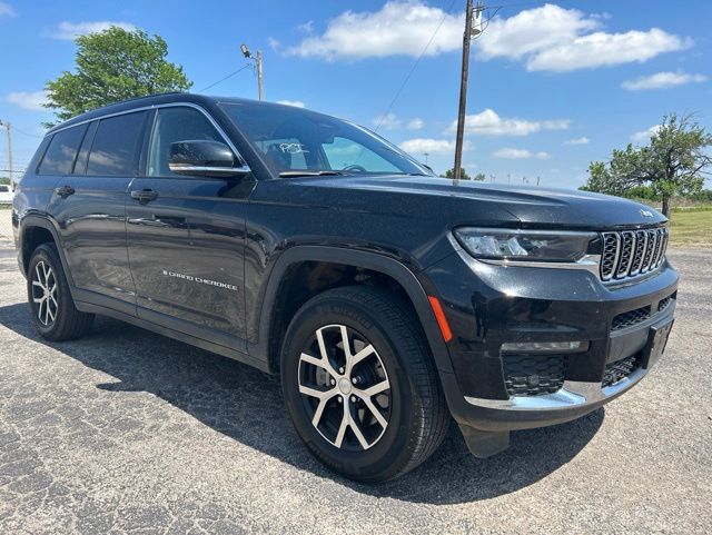 2024 Jeep Grand Cherokee L Limited 4x4's photo
