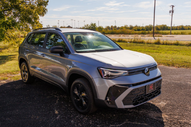 2027 Volkswagen Taos S
